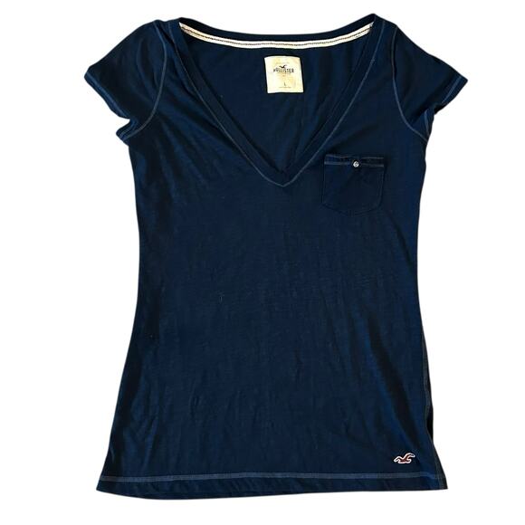 Y2K Hollister V Neck Baby Tee Size Large Front Pocket Preppy Twilight 2000s - Picture 1 of 7
